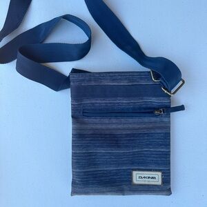 Saline cross body bag